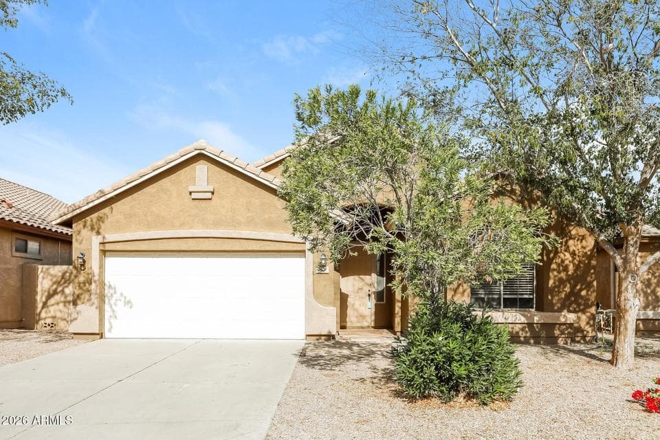 10 E MILL REEF Drive, San Tan Valley, AZ 85143 — photo 1 of 21