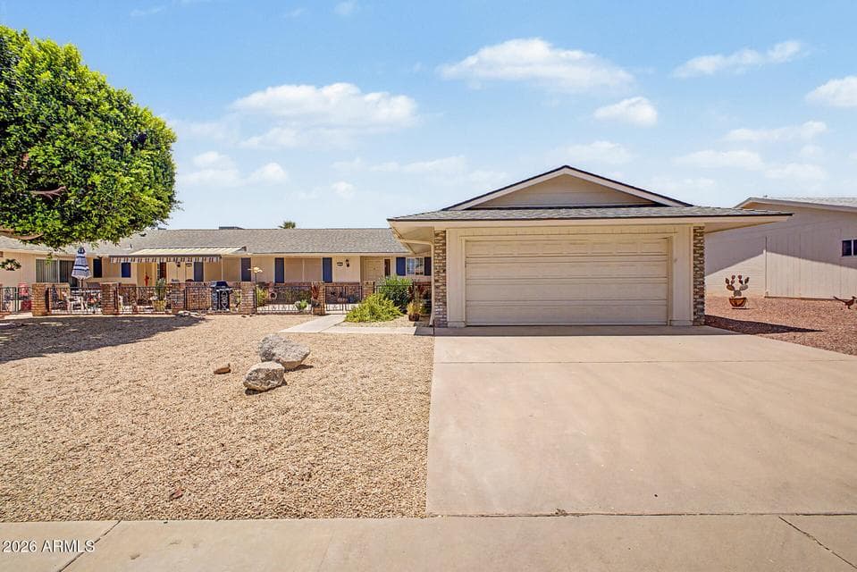 10609 W Tropicana Circle, Sun City, AZ 85351 — photo 1 of 46