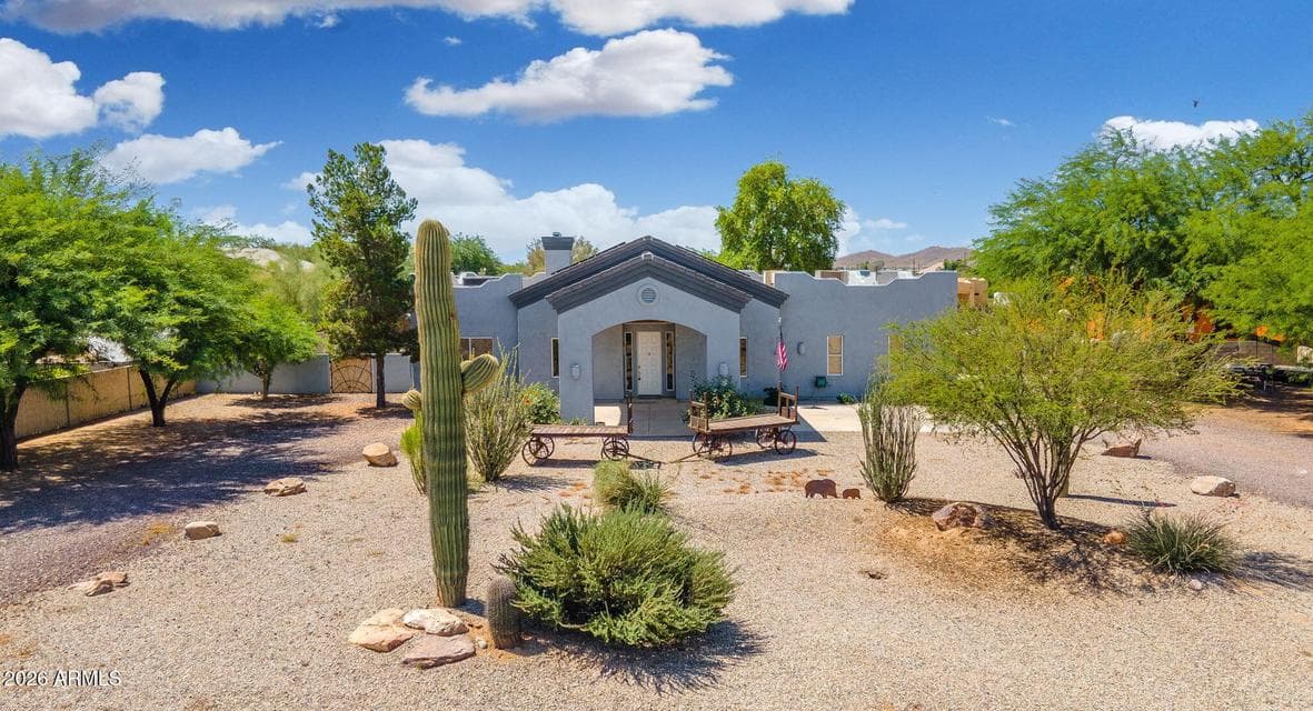 509 W LAVITT Lane, Phoenix, AZ 85086 — photo 1 of 43