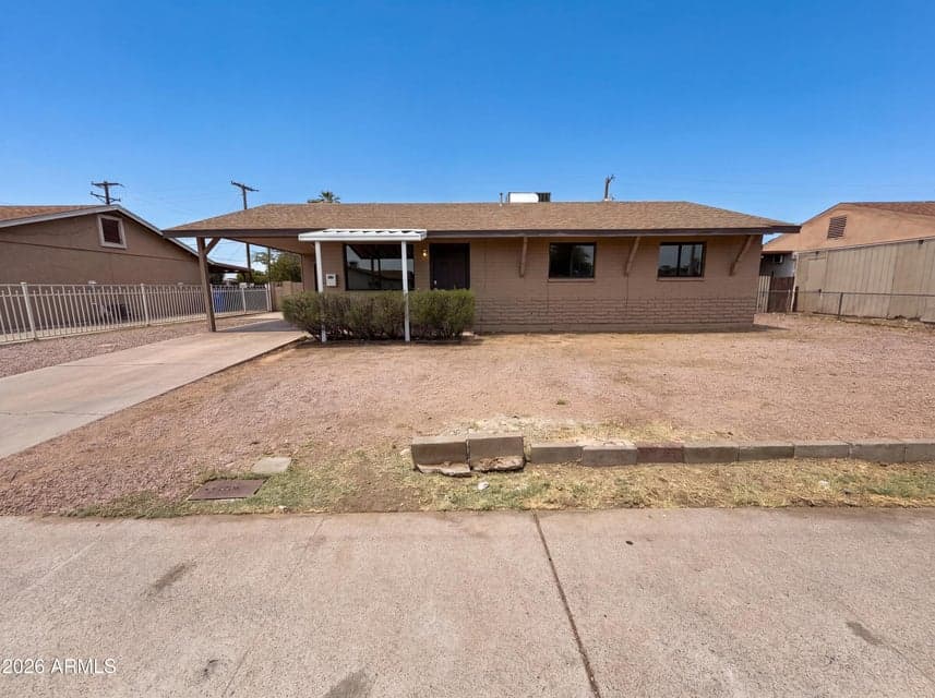 4636 N 67TH Avenue, Phoenix, AZ 85033 — photo 1 of 19