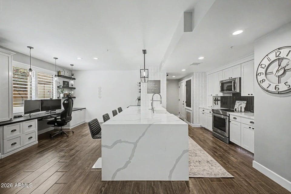 705 W QUEEN CREEK Road 1061, Chandler, AZ 85248 — photo 1 of 56