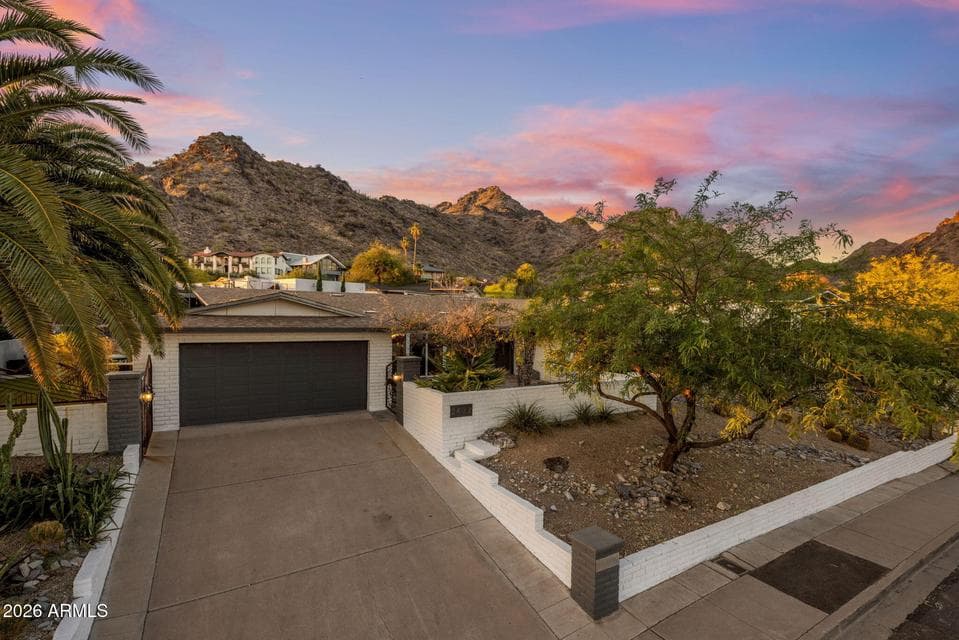 Indian Hills neighborhood with beautiful mountain views