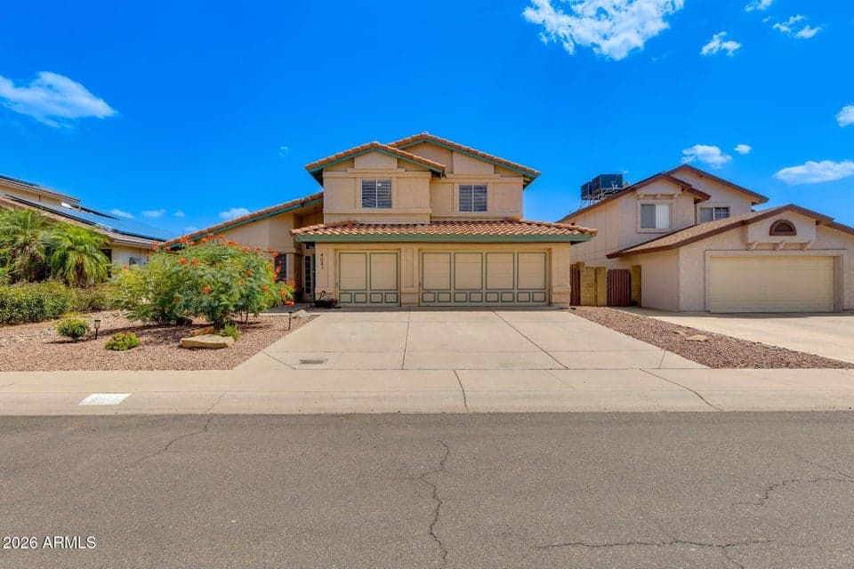 4041 W AVENIDA DEL SOL Avenue, Glendale, AZ 85310 — photo 1 of 51