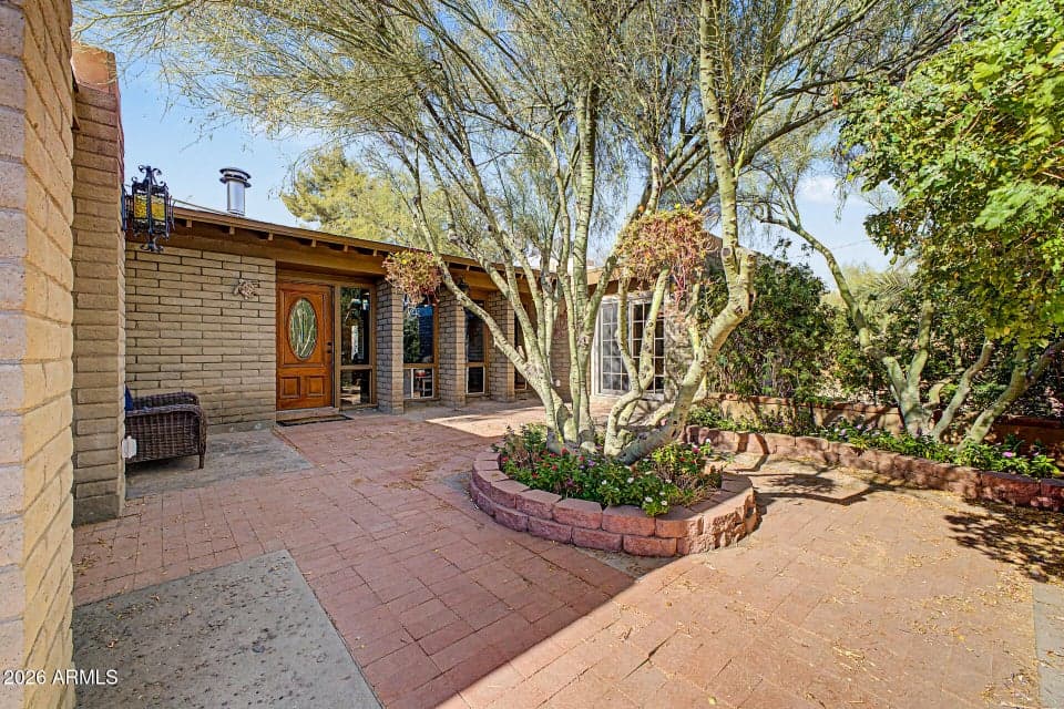6510 E Dixileta Drive, Cave Creek, AZ 85331 — photo 1 of 43