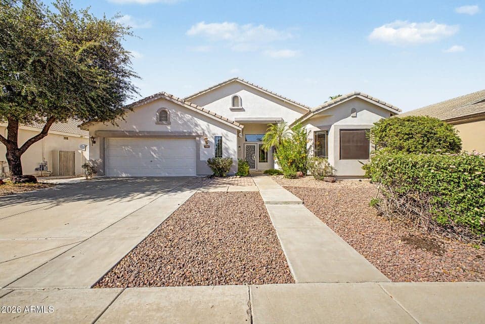 7990 W YUKON Drive, Peoria, AZ 85382 — photo 1 of 33