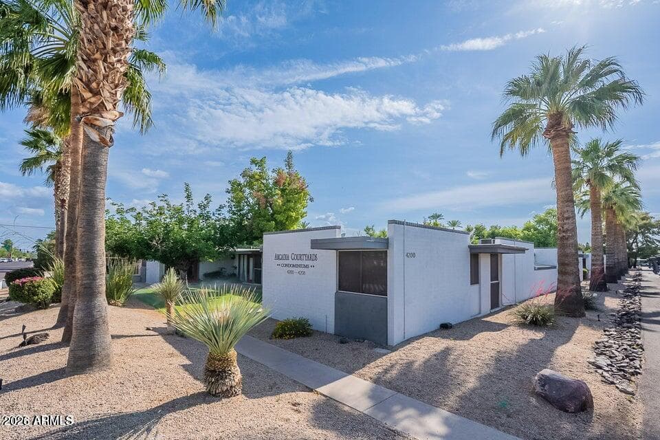 4206 N 38TH Street 4, Phoenix, AZ 85018 — photo 1 of 32