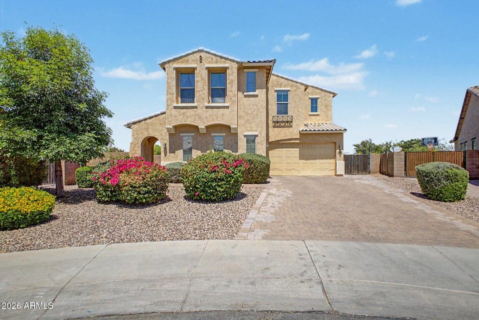 5286 S PONDEROSA Drive, Gilbert, AZ 85298 — photo 1 of 40