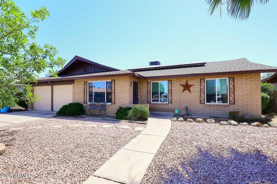 11223 N 33rd Avenue, Phoenix, AZ 85029 — photo 1 of 38