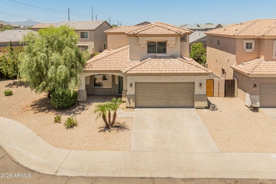 Front view of property
