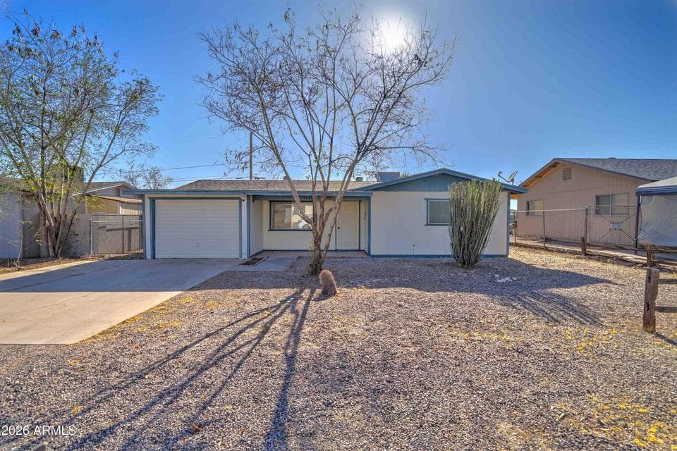1880 S COCONINO Drive, Apache Junction, AZ 85120 — photo 1 of 27