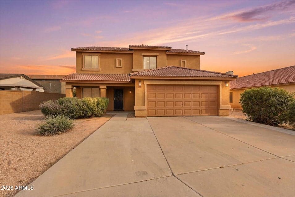 2227 E HAFLINGER Way, San Tan Valley, AZ 85140 — photo 1 of 43