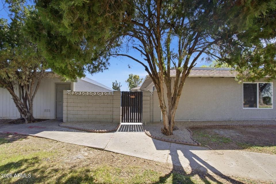 8855 N NEW WORLD Drive, Glendale, AZ 85302 — photo 1 of 27