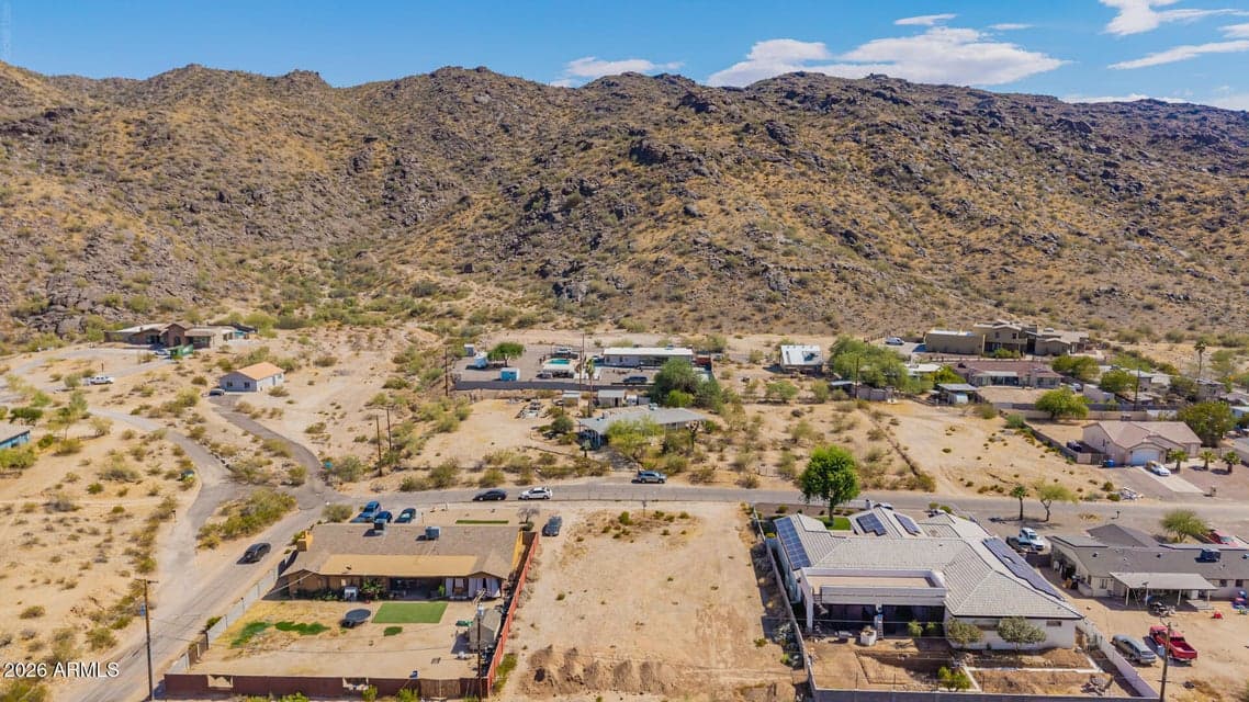 1434 E LA MIRADA Drive 18, Phoenix, AZ 85042 — photo 1 of 5
