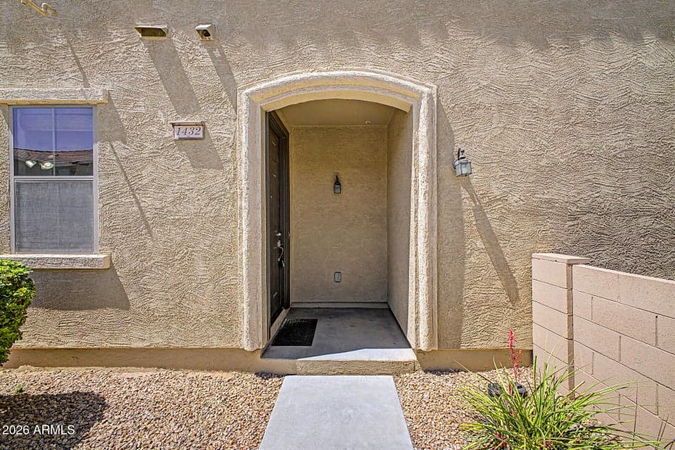 1432 N 80TH Drive, Phoenix, AZ 85043 — photo 1 of 25