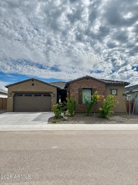 3173 W PEAK VIEW Road, Phoenix, AZ 85083 — photo 1 of 25