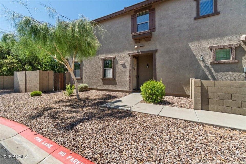 1250 S RIALTO Street 1, Mesa, AZ 85209 — photo 1 of 22