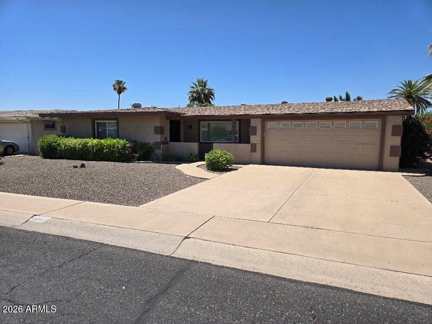 10007 W CLAIR Drive, Sun City, AZ 85351 — photo 1 of 30