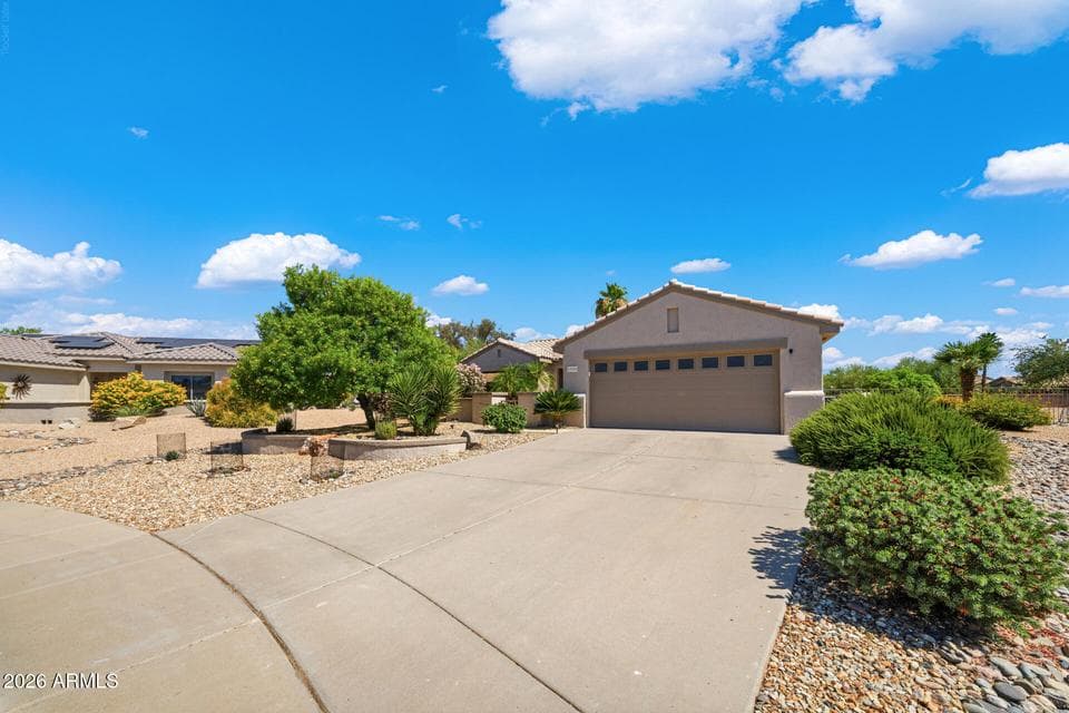 15950 W QUAIL CREEK Lane, Surprise, AZ 85374 — photo 1 of 28