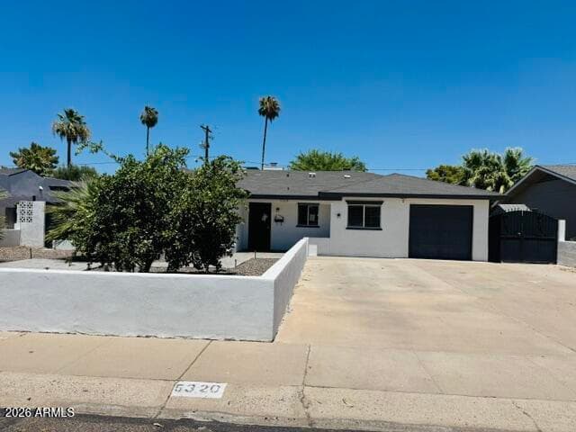 5320 E THOMAS Road, Phoenix, AZ 85018 — photo 1 of 28