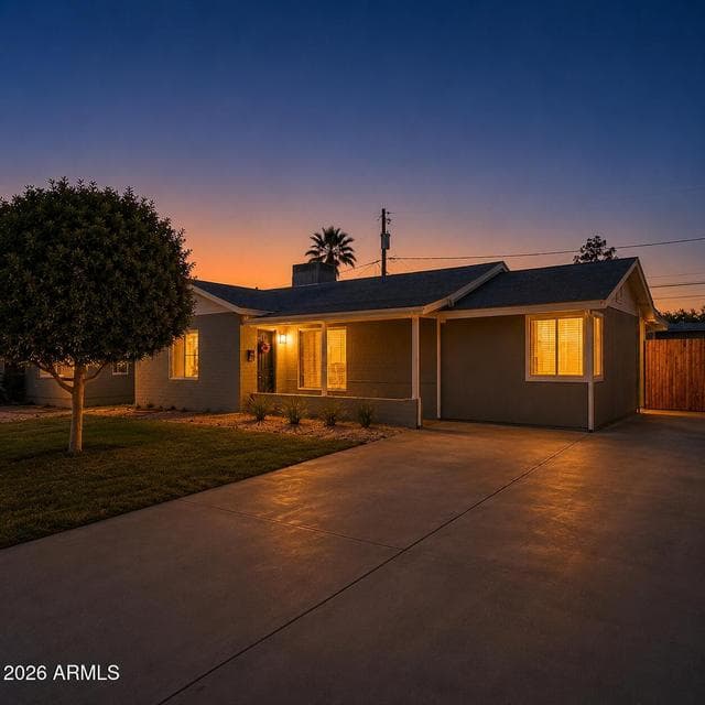 2026 W OREGON Avenue, Phoenix, AZ 85015 — photo 1 of 38