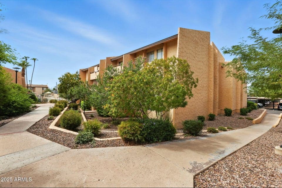 8055 E THOMAS Road N201, Scottsdale, AZ 85251 — photo 1 of 28