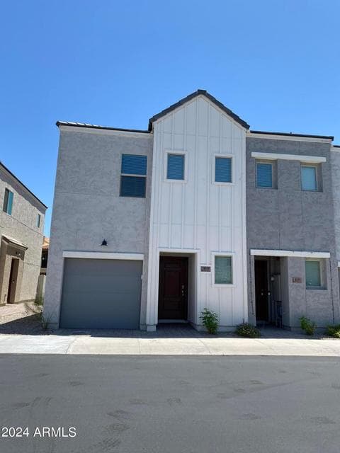 8335 N 22ND Drive, Phoenix, AZ 85021 — photo 1 of 14