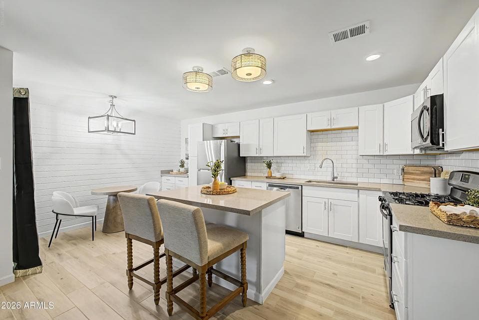 Open Concept Kitchen With Island/Breakfast Bar