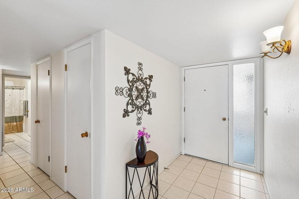 10941 W ROUNDELAY Circle, Sun City, AZ 85351 — photo 1 of 45