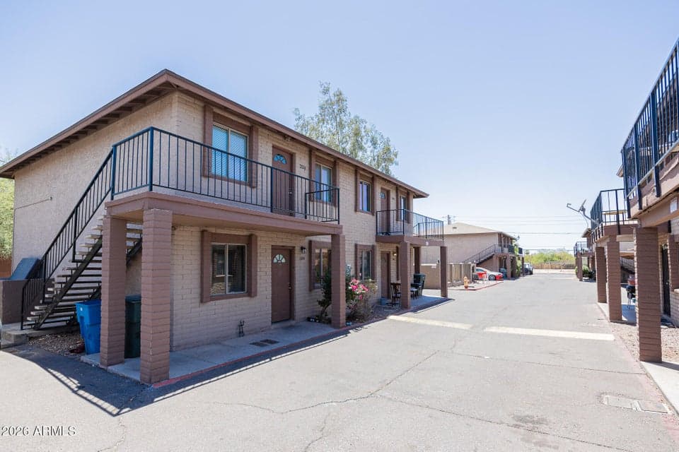 1234 N 36TH Street 204, Phoenix, AZ 85008 — photo 1 of 15