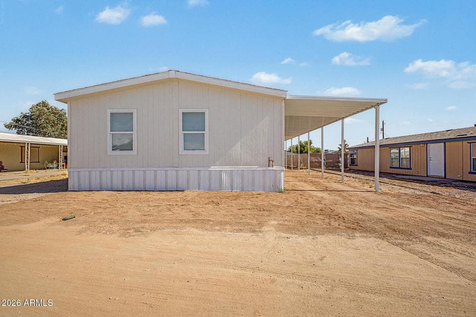 1091 S CEDAR Drive, Apache Junction, AZ 85120 — photo 1 of 20