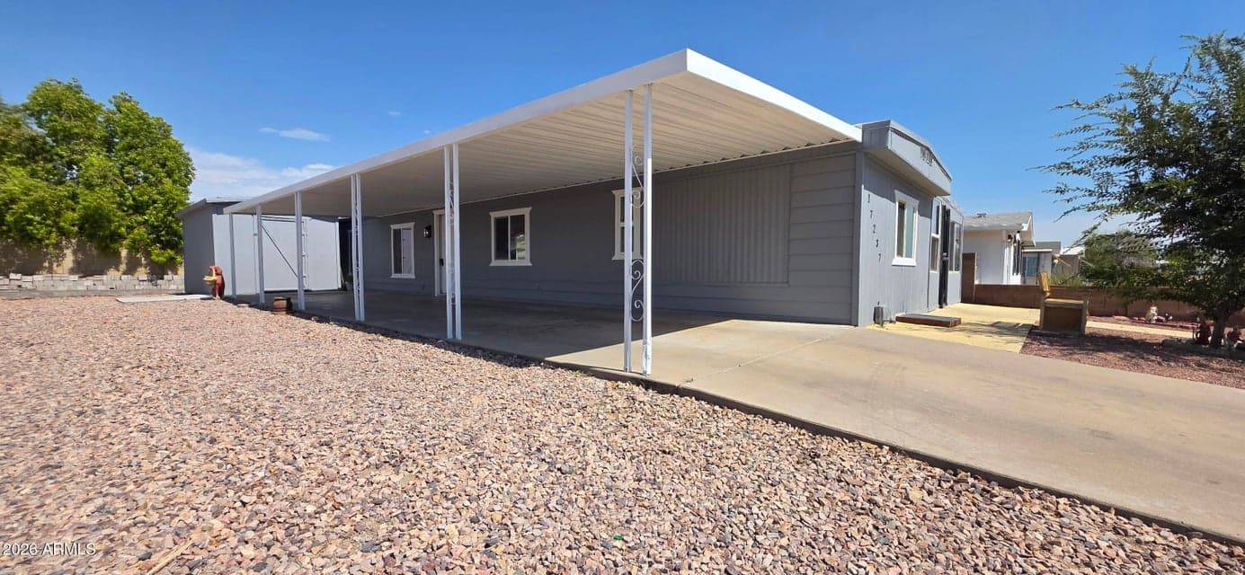 17237 N 66TH Avenue, Glendale, AZ 85308 — photo 1 of 28