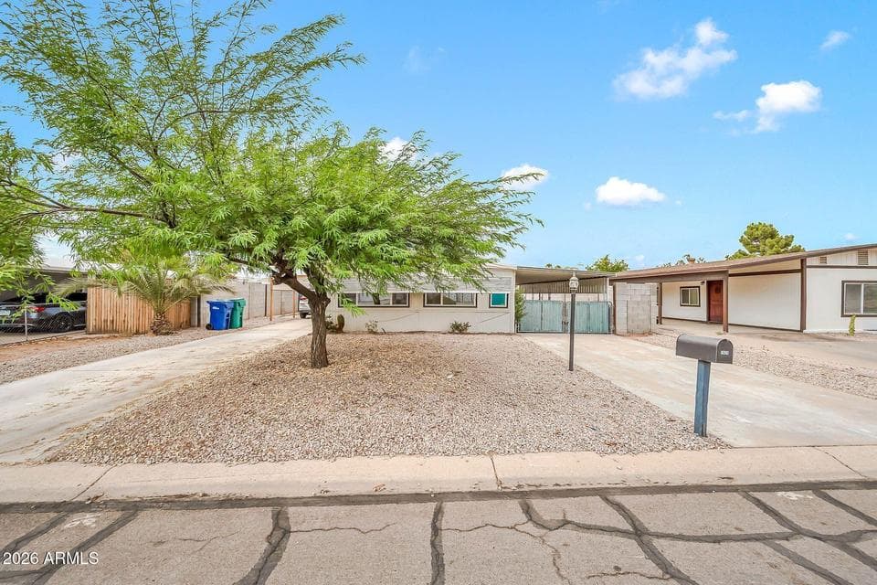 7628 E GARNET Avenue, Mesa, AZ 85209 — photo 1 of 30