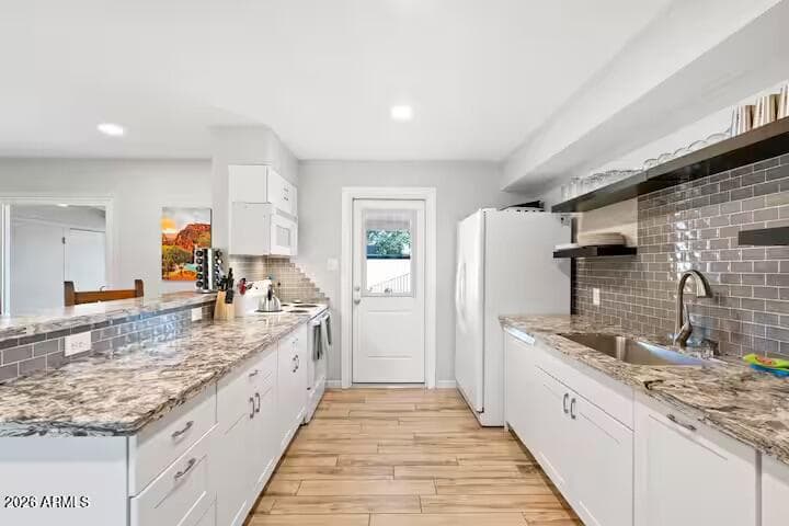 6420 E Lewis Avenue, Scottsdale, AZ 85257 — photo 1 of 32