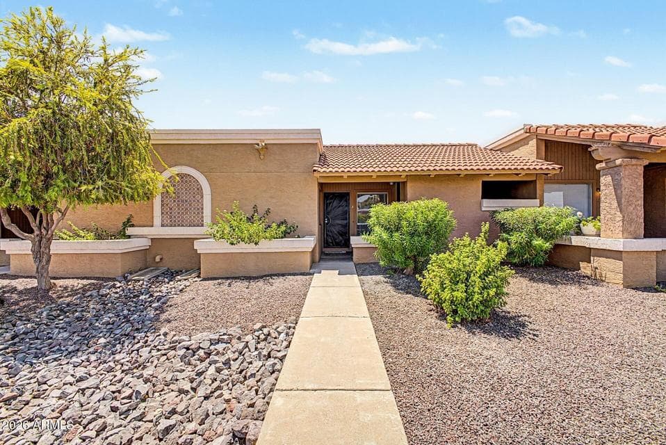 DIRECT ACCESS PARKING + STEPS FROM POOL