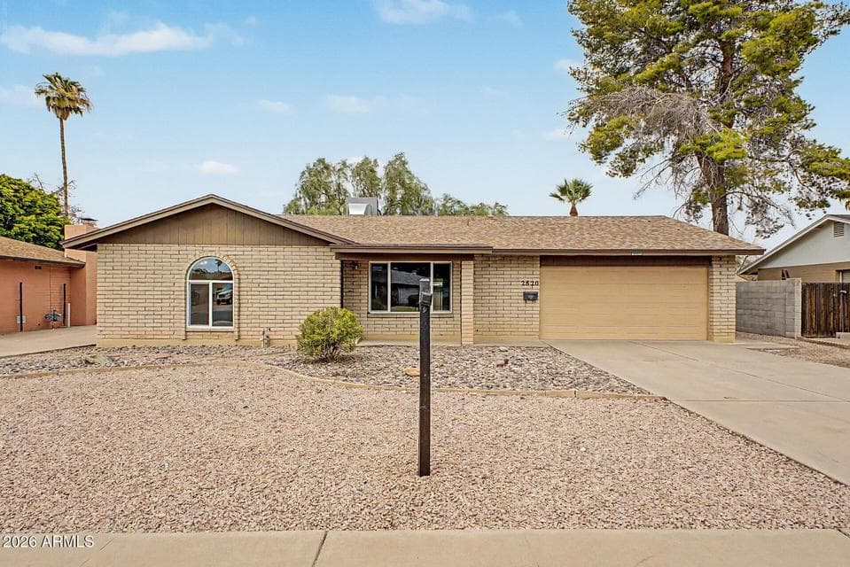 2820 S GEORGE Drive, Tempe, AZ 85282 — photo 1 of 45