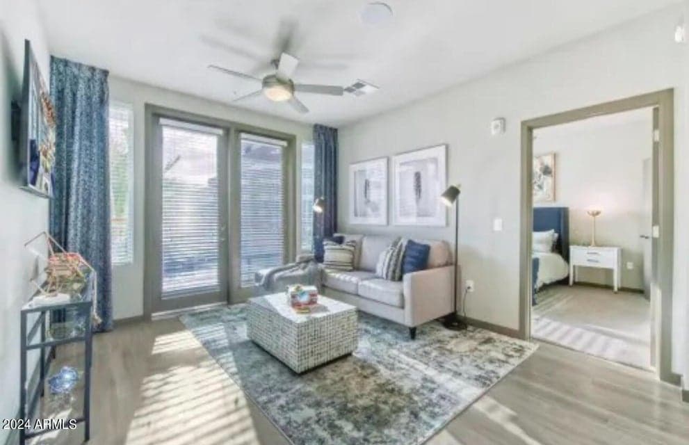 3601 N CENTRAL Avenue A2, Phoenix, AZ 85012 — photo 1 of 7
