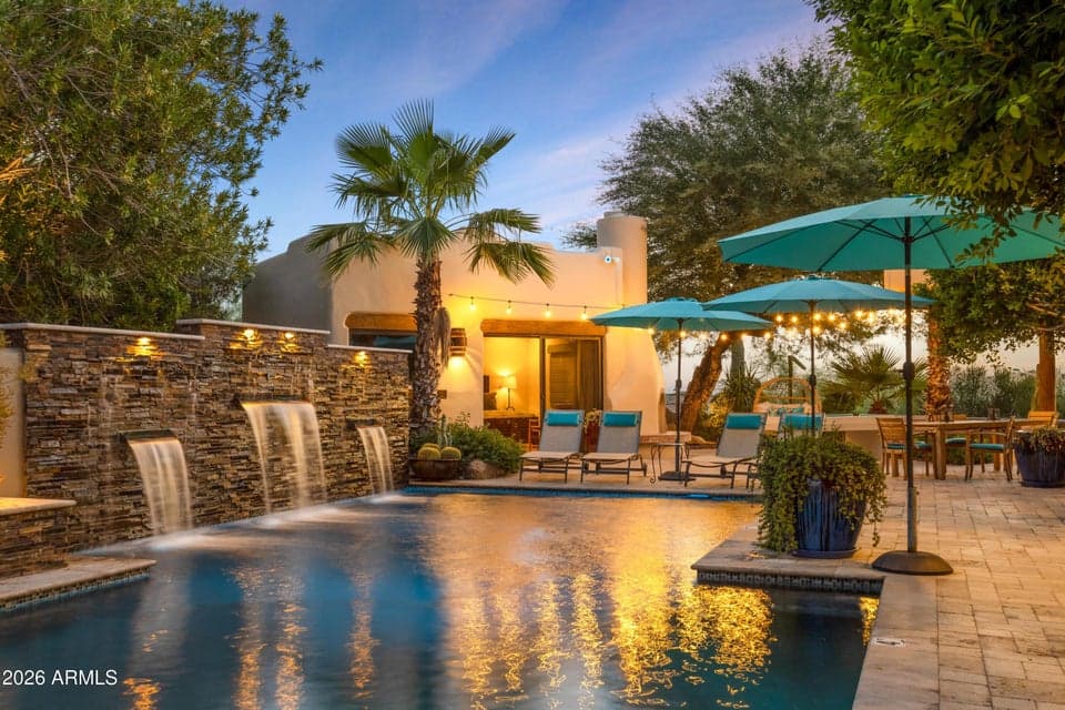 7127 N 23RD Place N, Phoenix, AZ 85020 — photo 1 of 45