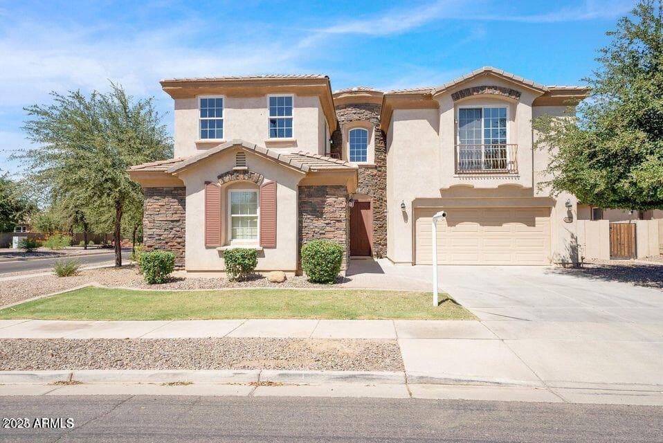 4590 E WATERMAN Street, Gilbert, AZ 85297 — photo 1 of 61