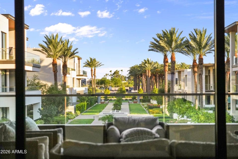 6587 N PALMERAIE Boulevard 2014, Paradise Valley, AZ 85253 — photo 1 of 30