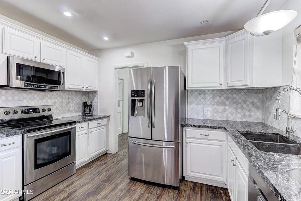 1802 E MISSOURI Avenue, Phoenix, AZ 85016 — photo 1 of 67