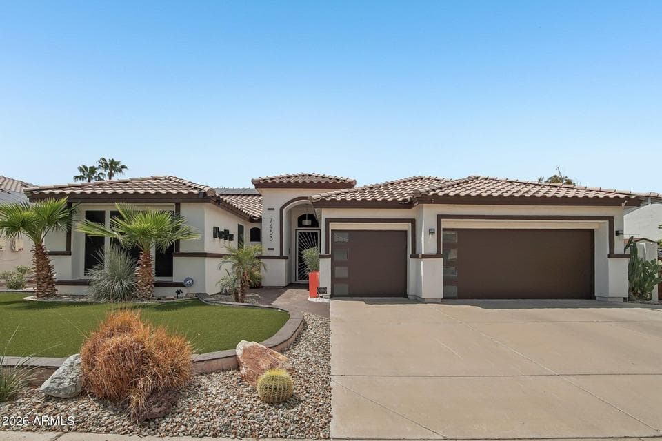 7453 W PARAISO Drive, Glendale, AZ 85310 — photo 1 of 49