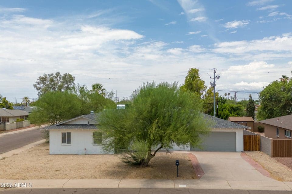 2290 W VILLAGE Drive, Phoenix, AZ 85023 — photo 1 of 38