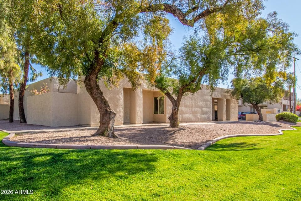 949 S MCCLINTOCK Drive 2, Tempe, AZ 85281 — photo 1 of 27