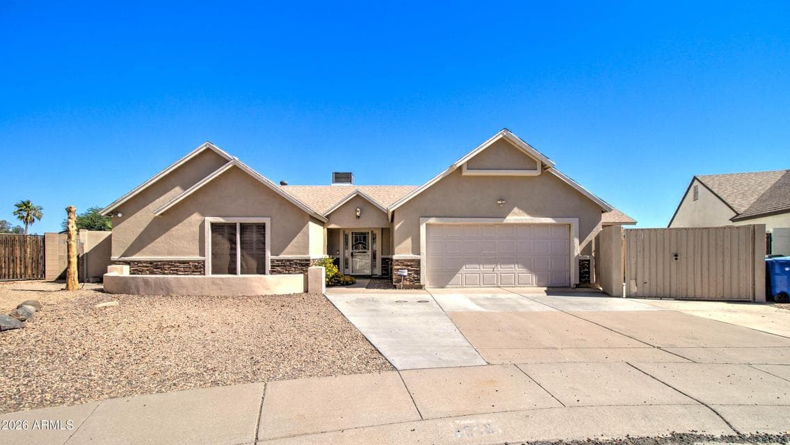 4509 E PEARCE Road, Phoenix, AZ 85044 — photo 1 of 57