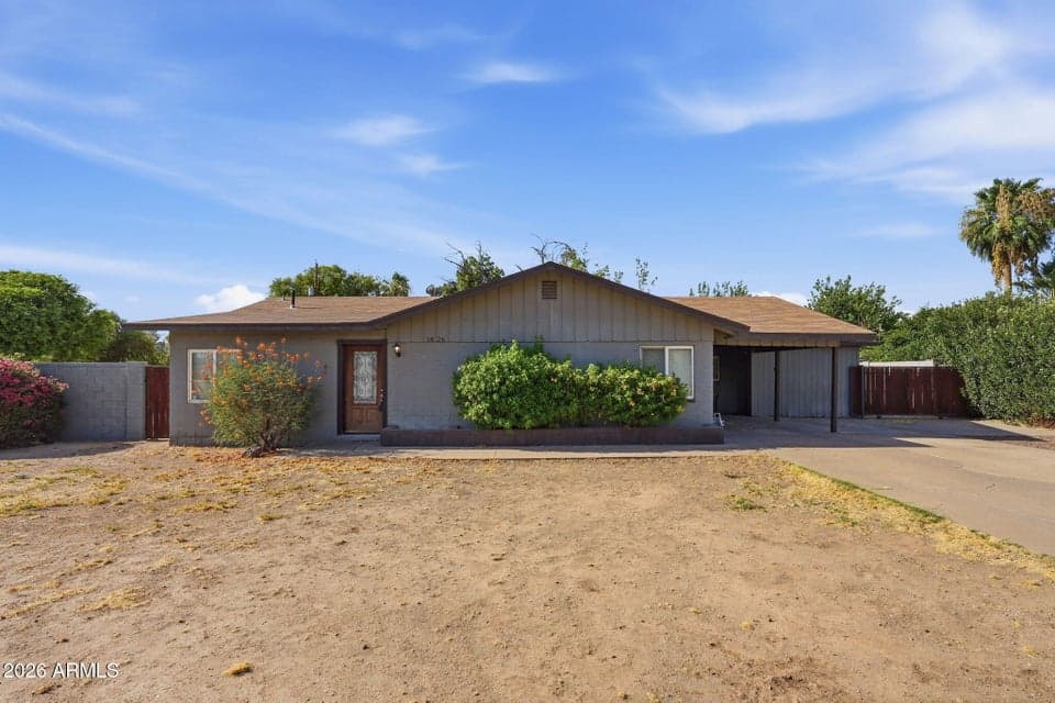 1826 W LAS PALMARITAS Drive, Phoenix, AZ 85021 — photo 1 of 30
