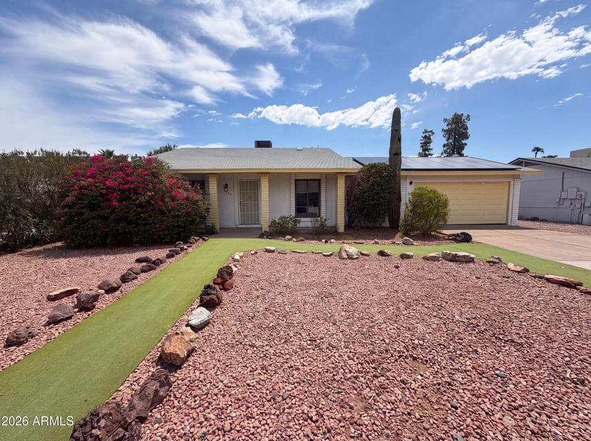 19825 N 5TH Drive, Phoenix, AZ 85027 — photo 1 of 23