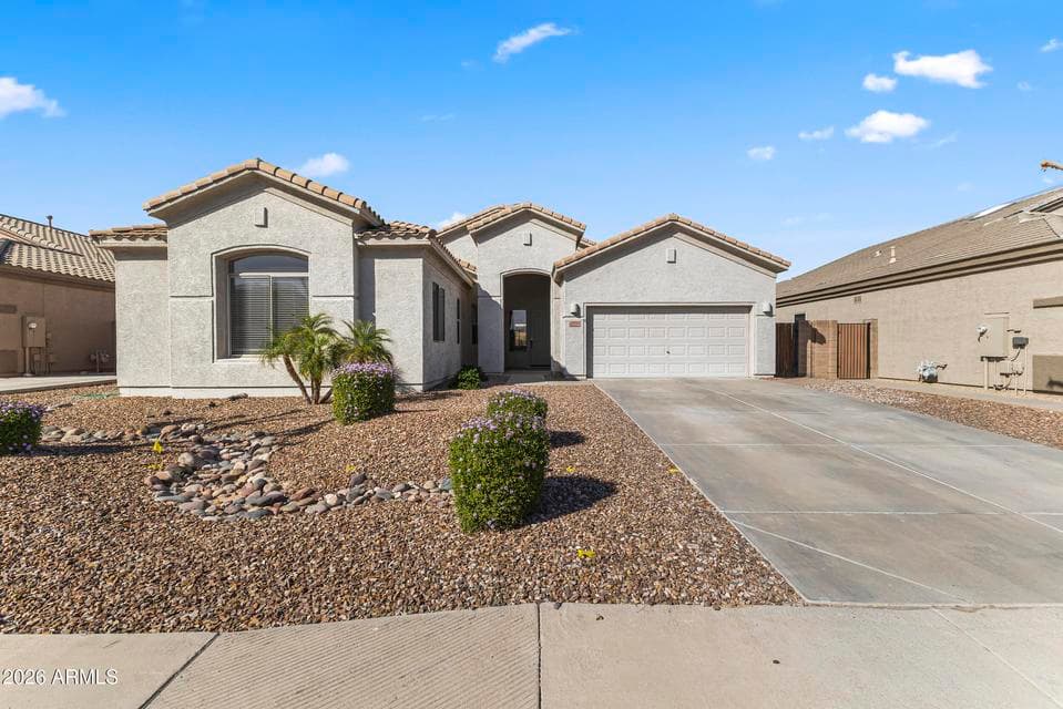 9418 W SALTER Drive, Peoria, AZ 85382 — photo 1 of 47