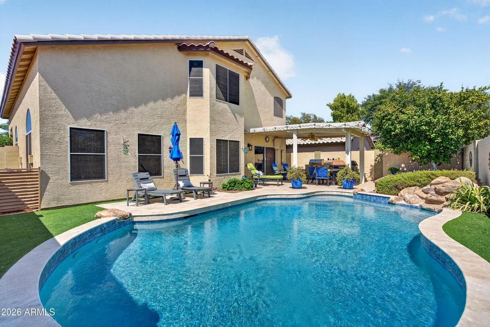 337 E SHERRI Drive, Gilbert, AZ 85296 — photo 1 of 27