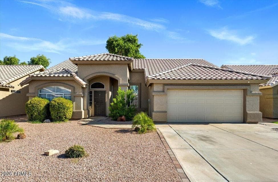 2347 E RANCH Road, Gilbert, AZ 85296 — photo 1 of 39