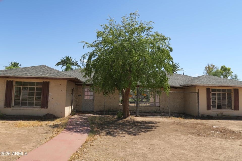 1307 W EDGEMONT Avenue, Phoenix, AZ 85007 — photo 1 of 9